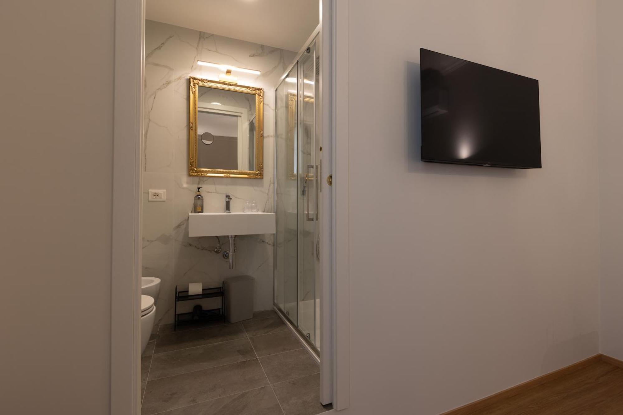 De Vince Suites - Luxury Rooms - Roma Termini Kültér fotó
